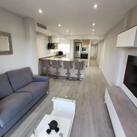 Mejores Vistas De Con Parking Privado Gratuito קורדובה