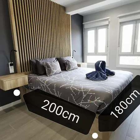 Mejores Vistas De Con Parking Privado Gratuito * Кордова